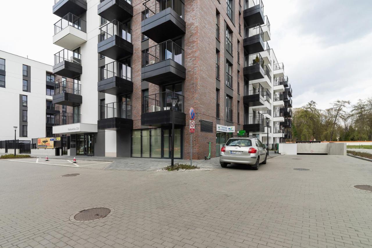 Movie Jacuzzi Apartment At The Main Station By Noclegi Renters Krakow Exterior photo