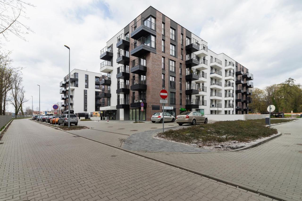 Movie Jacuzzi Apartment At The Main Station By Noclegi Renters Krakow Exterior photo