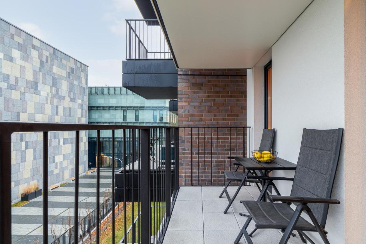 Movie Jacuzzi Apartment At The Main Station By Noclegi Renters Krakow Exterior photo